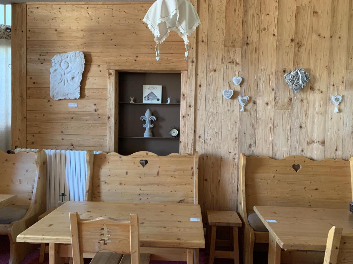 Hotel Le Dauphin Вилар-де-Лан Екстериор снимка