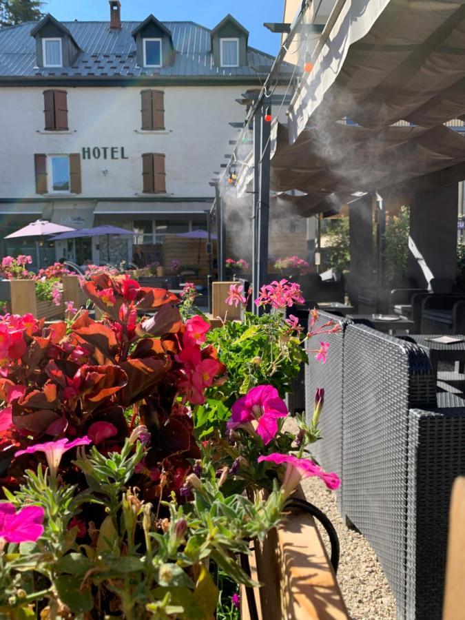 Hotel Le Dauphin Вилар-де-Лан Екстериор снимка