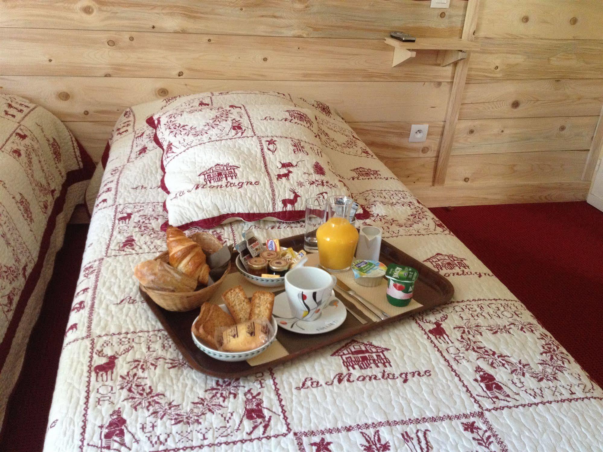 Hotel Le Dauphin Вилар-де-Лан Екстериор снимка