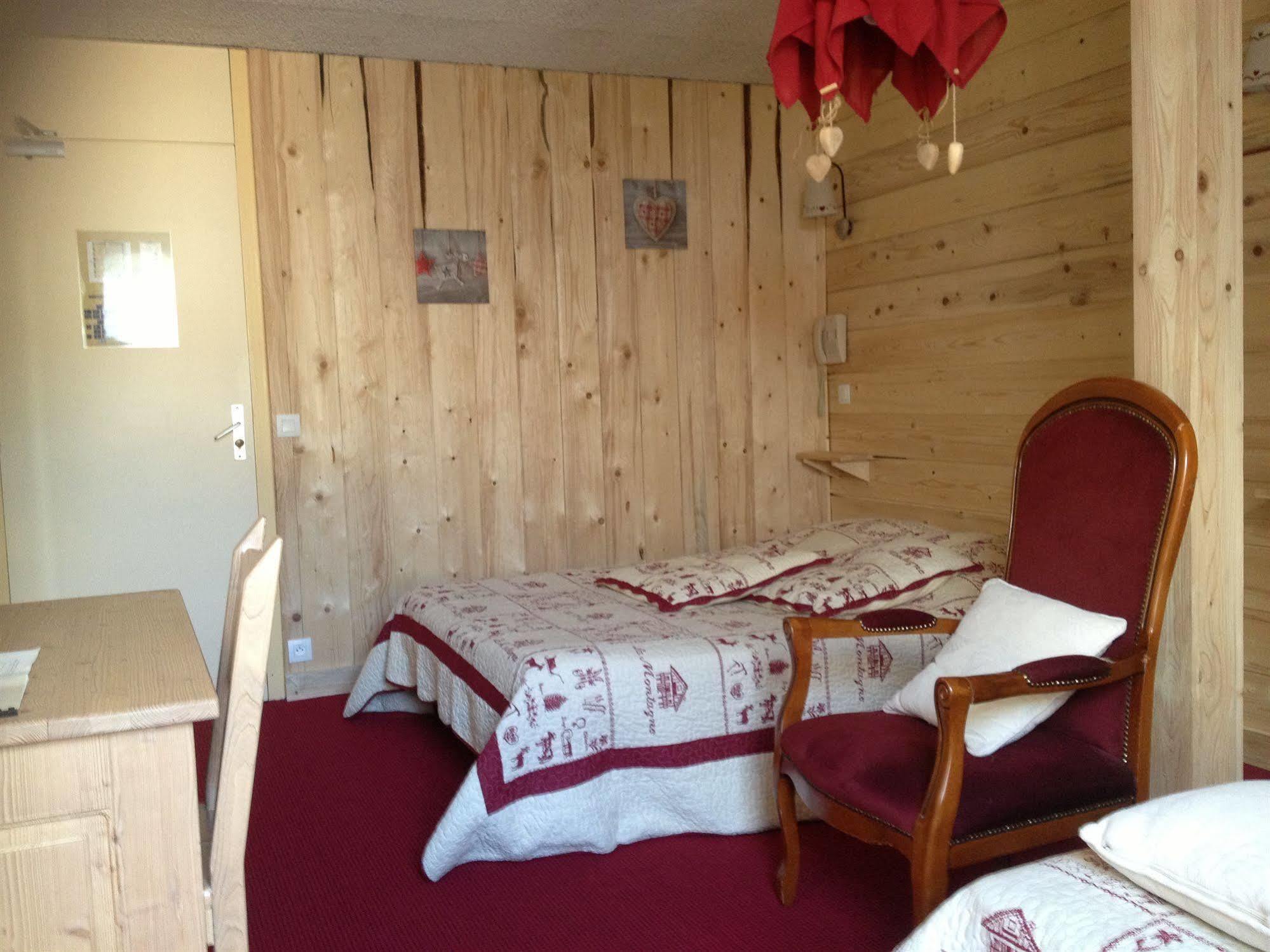Hotel Le Dauphin Вилар-де-Лан Екстериор снимка