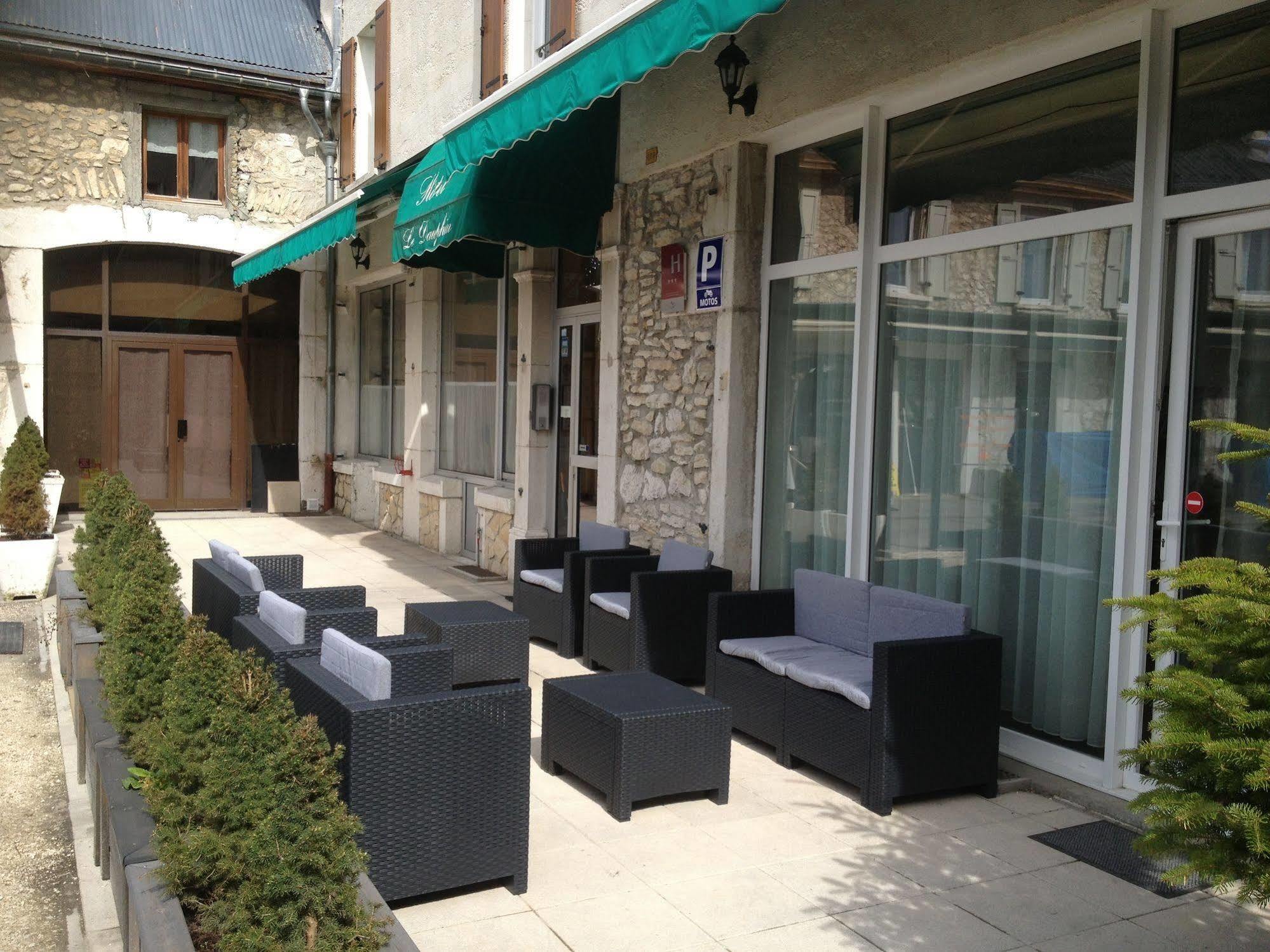 Hotel Le Dauphin Вилар-де-Лан Екстериор снимка